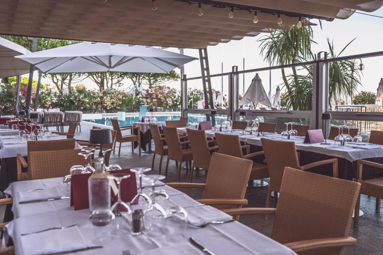 Hotel Cesare Augustus Лидо ди Йезоло Екстериор снимка